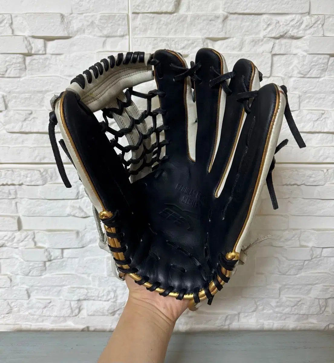 thumbnail-3